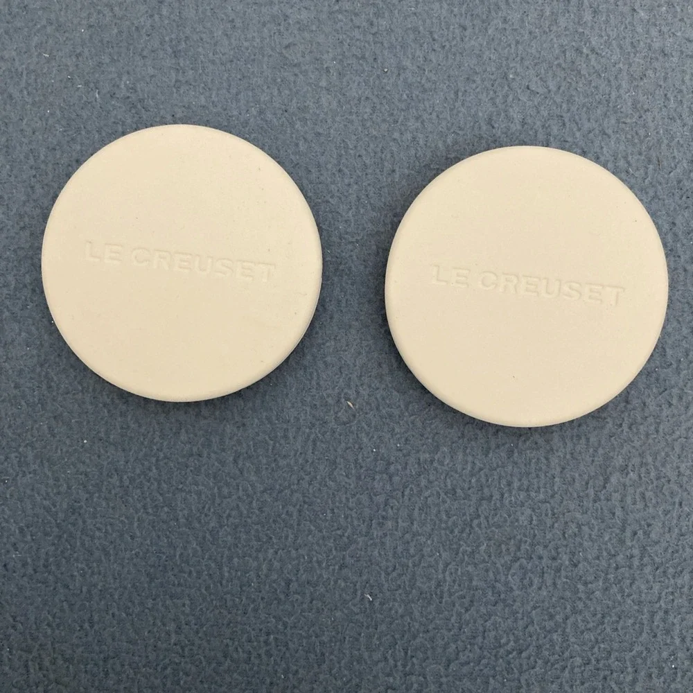 NWT Le Creuset White Set of 2 Silicon Mill Caps for Salt & Pepper Mills/Grinders